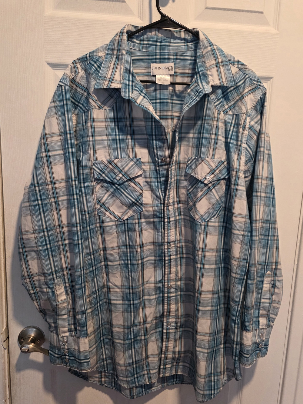 John Blair Blue & White Plaid Button-Up Shirt